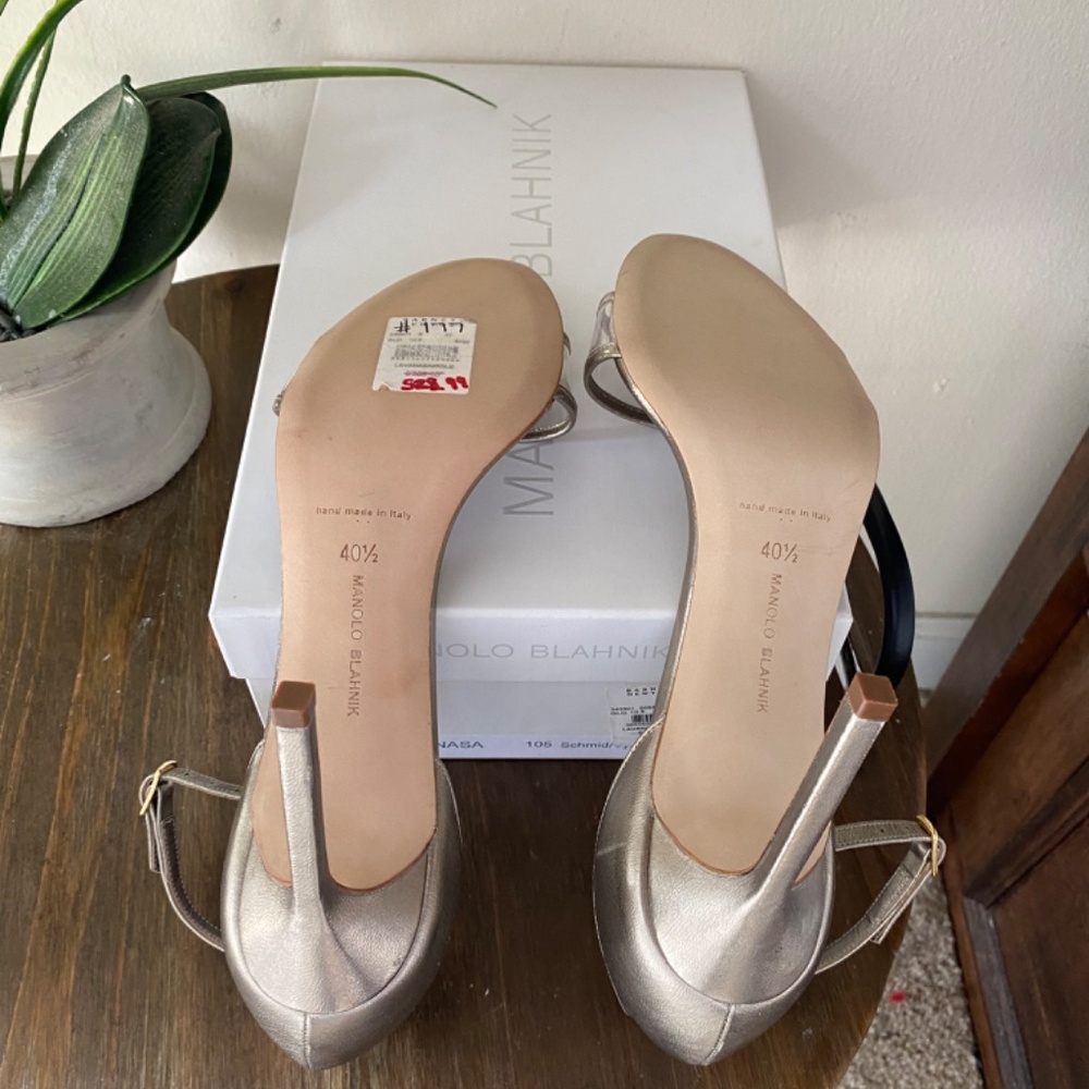 Manolo Blahnik Sandal - Picture 3 of 4